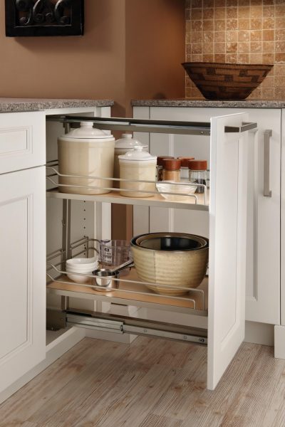 Design-Craft Cabinets | Base with Pull-Out Storage