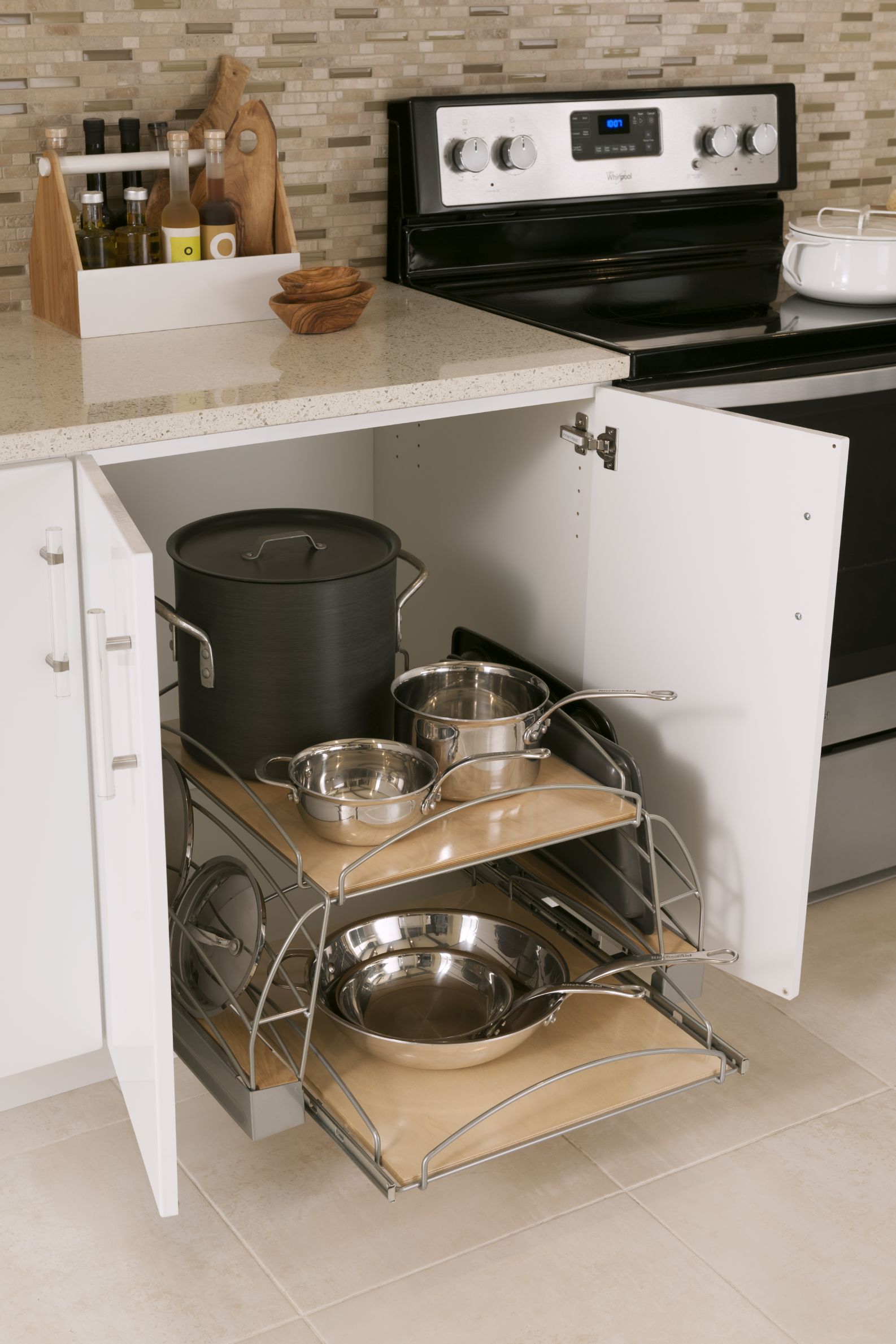 Design-Craft Cabinets Glossy White Contemporary Kitchen Cabinets